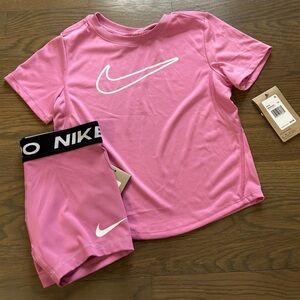 NWT Nike Girls Set size 6X
